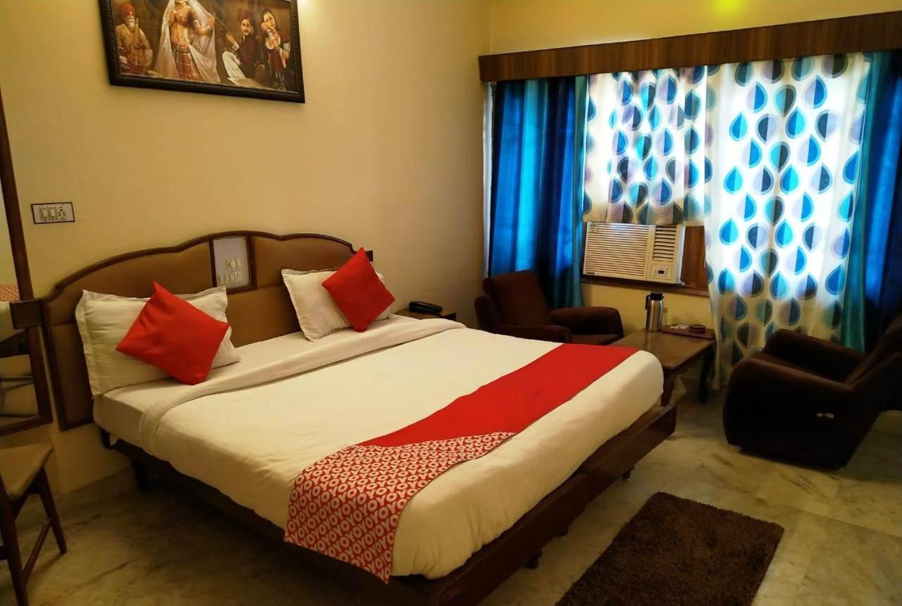Hotel Vinayakam Udaipur Eksteriør billede